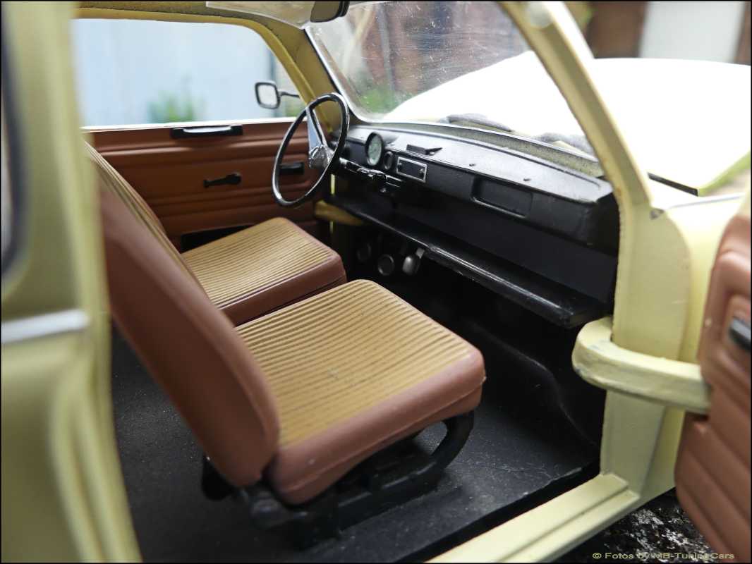 1:18 Trabant 601 Kombi Delux inkl. TR.Rennsport Alufelgen & OVP